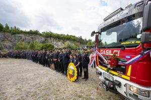 033 prevzem gasilskega vozila Foto atelje Postojna